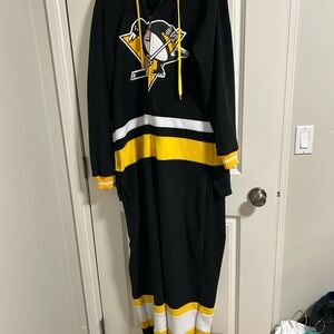 Pittsburgh Penguins Hooded Onesie